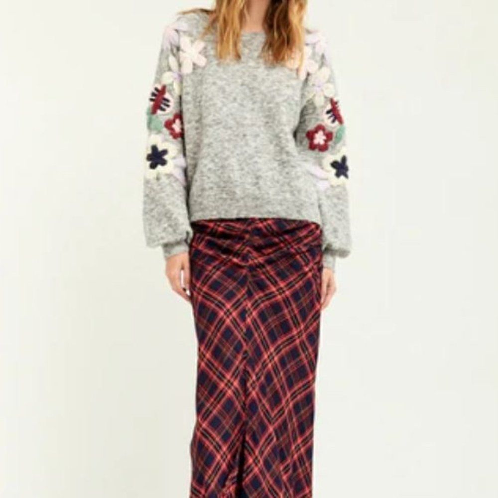 Boundless North Grey Embroidered Sweater Size Small‎